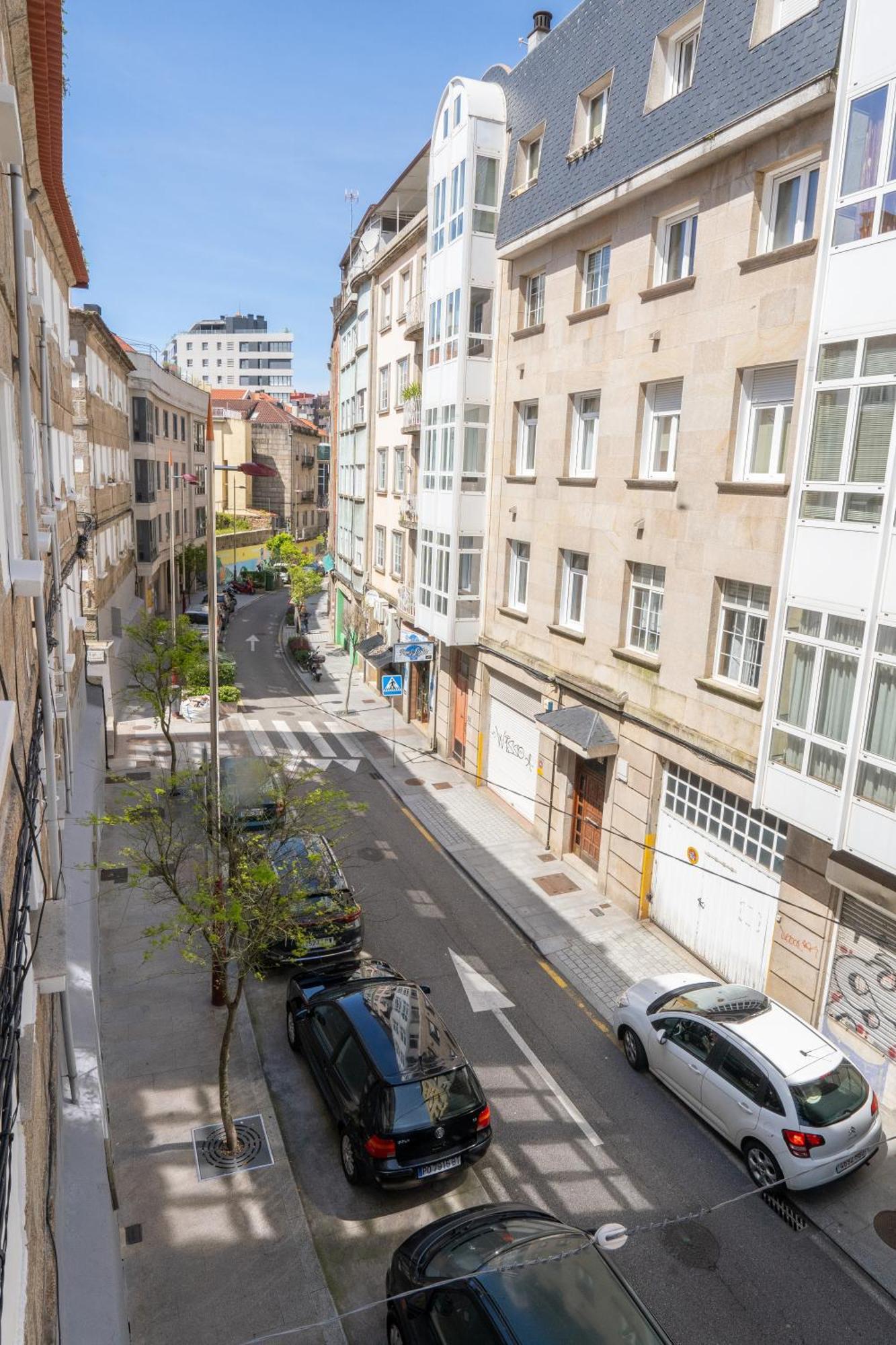 Vigo Centro Exterior foto